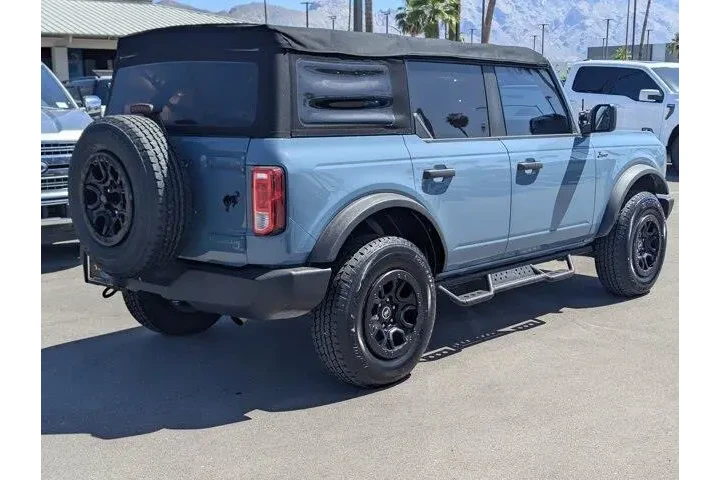 $35999 : Ford Bronco 2021 4x4 Base 4d image 2