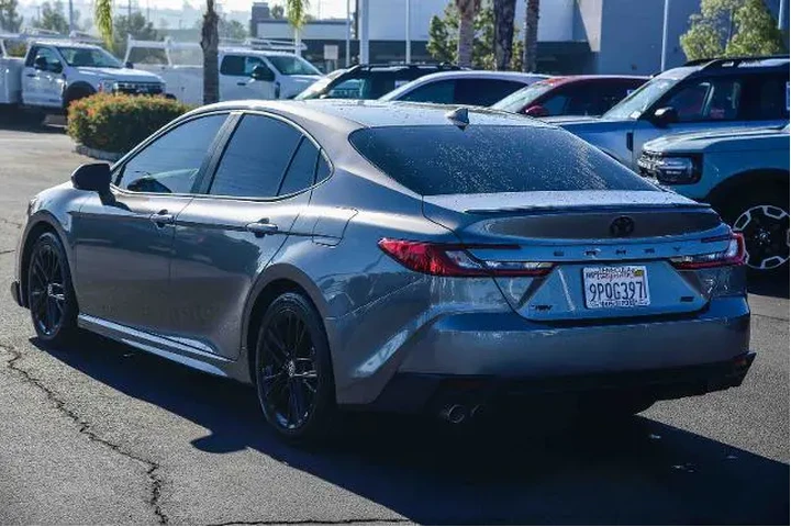 $29995 : Toyota Camry 2025 SE 4dr Sed image 6