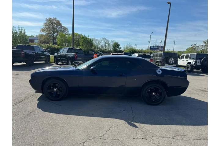 $13450 : 2013 Challenger 2dr Cpe SXT image 5