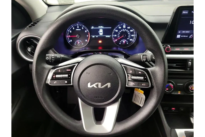 $17998 : Kia Forte 2024 LXS 4dr Sedan image 10