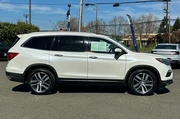 $17690 : Honda Pilot 2017 AWD Touring thumbnail