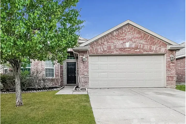 $1300 : HOUSE FOR RENT IN DALLAS TX image 3