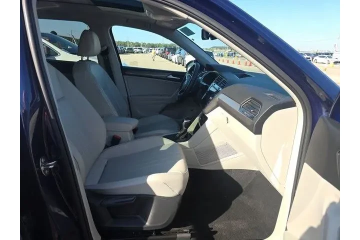 $23000 : Volkswagen Tiguan 2024 SE 4d image 8