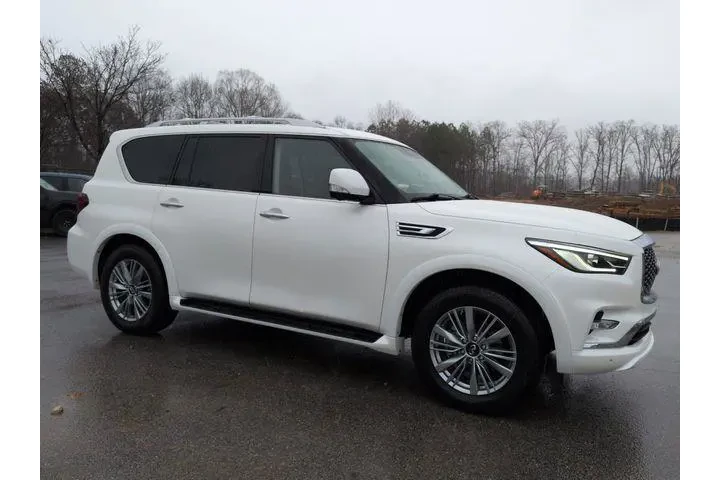 $40000 : INFINITI QX80 2023 AWD Luxe image 2
