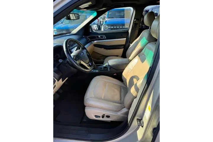 $14988 : Ford Explorer 2017 XLT 4dr S image 10