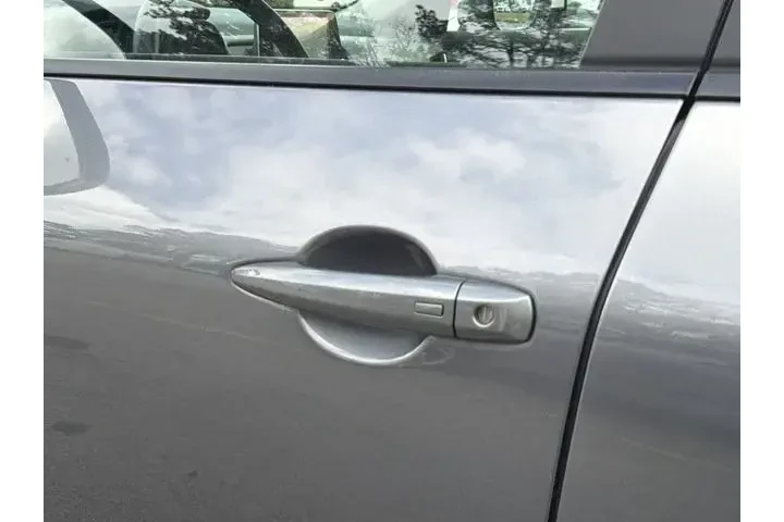 $20593 : Nissan Rogue 2025 SV 4dr Cro image 5