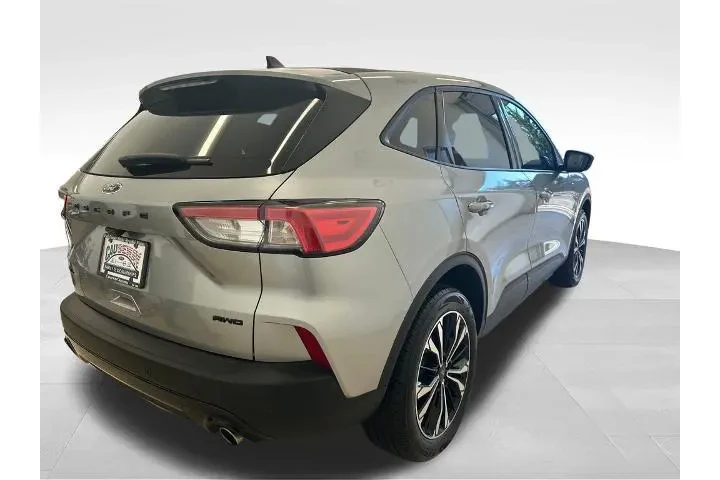 $25577 : Ford Escape 2022 AWD SEL 4dr image 7