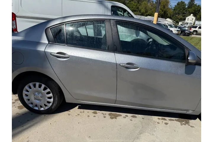 $4995 : 2011 MAZDA3 i Sport image 6
