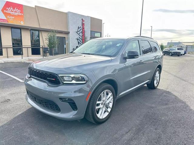 $43995 : Pre-Owned 2023 Durango GT Plu image 2