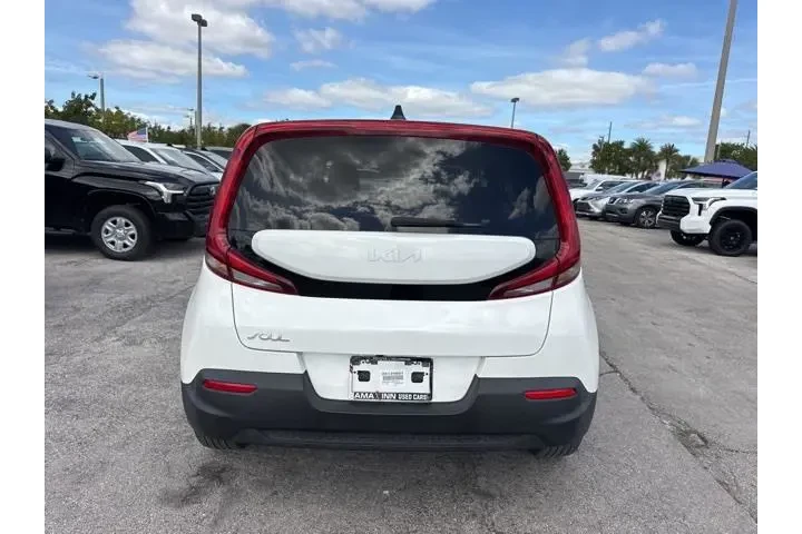 $14988 : Kia Soul 2022 image 4