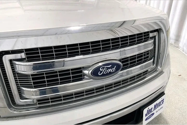 $18891 : Ford F-150 2014 4x2 XLT 4dr image 7