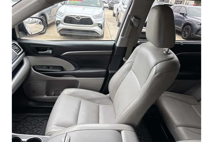 $23750 : Toyota Highlander 2018 Limit image 8