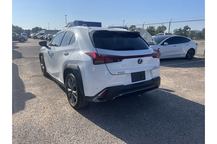 $25159 : Lexus UX 200 2021 F SPORT 4d image 4