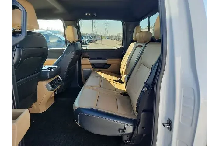 $37299 : Ford F-150 2022 4x4 Lariat 4 image 6