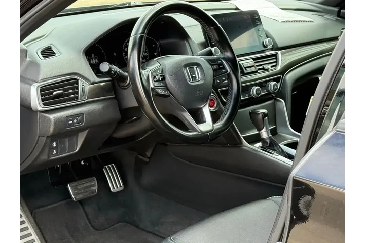 $23789 : Honda Accord 2021 Sport 4dr image 8