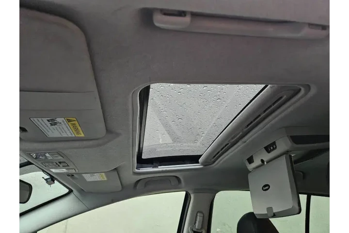 $5499 : 2014 MAZDA5 Grand Touring image 10