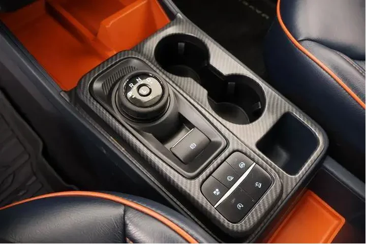 $25332 : Ford Maverick 2023 AWD XLT 4 image 8