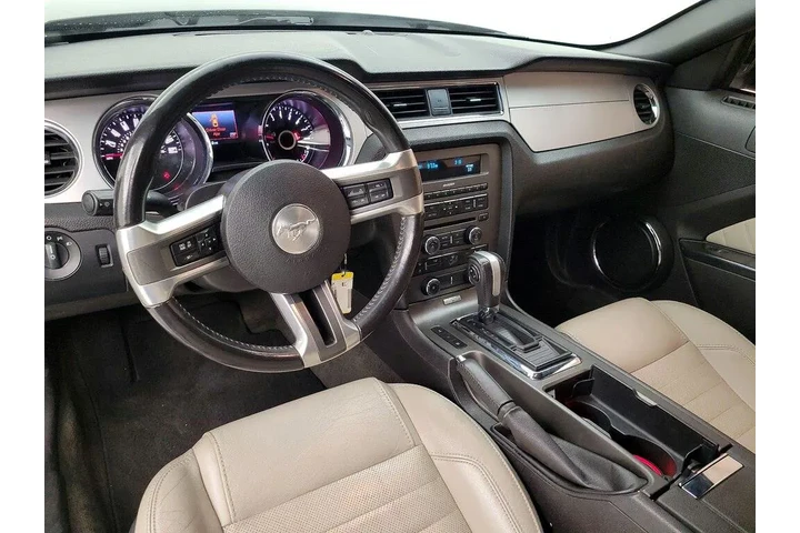 $13998 : Ford Mustang 2014 V6 Premium image 9