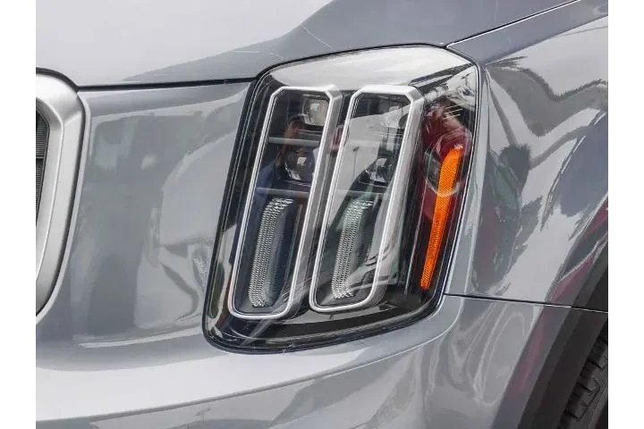 $34992 : Kia Telluride 2023 AWD EX 4d image 6