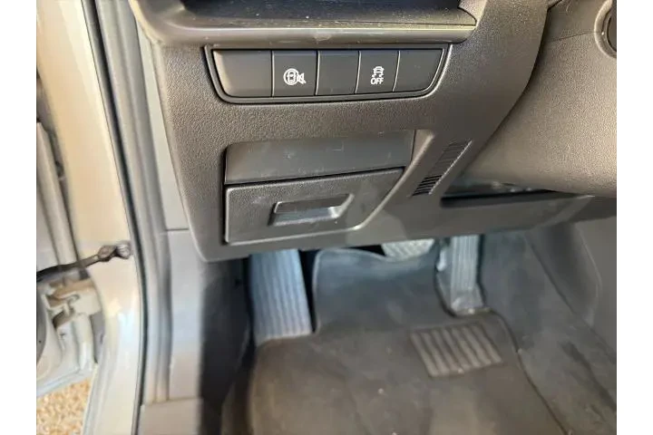 $22481 : Mazda Mazda3 Hatchback 2025 image 9