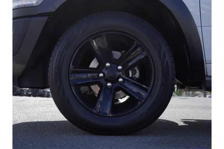 $31954 : Ram 1500 Classic 2023 4x4 SL image 10