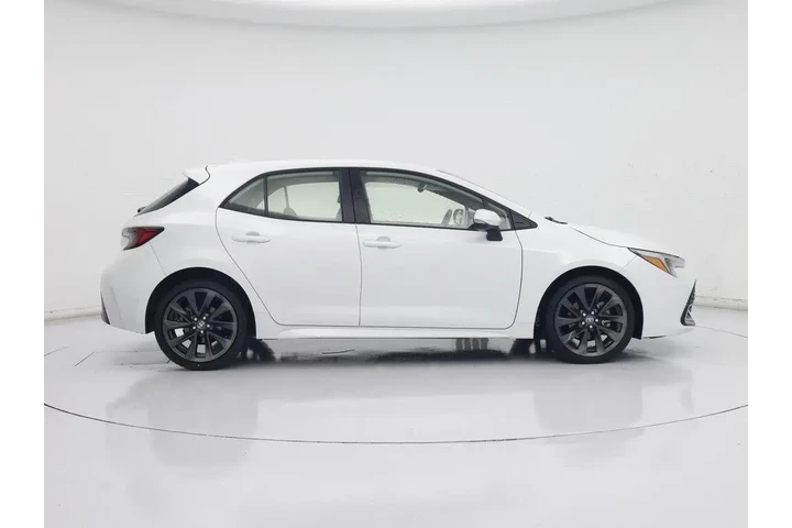 $24998 : Toyota Corolla Hatchback 202 image 7