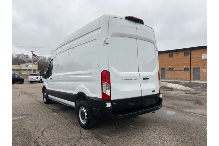 $35568 : Ford Transit 2023 250 3dr LW image 6