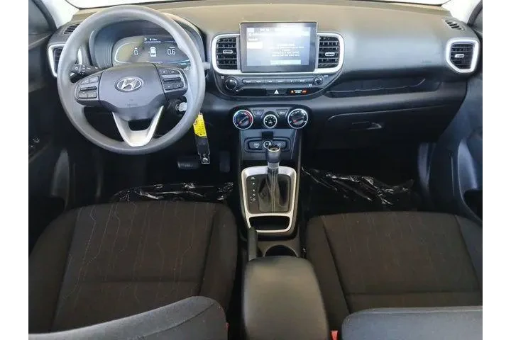 $16489 : Hyundai VENUE 2024 SE 4dr Cr image 10