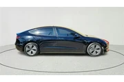 $24383 : Tesla Model 3 2022 4dr Sedan thumbnail