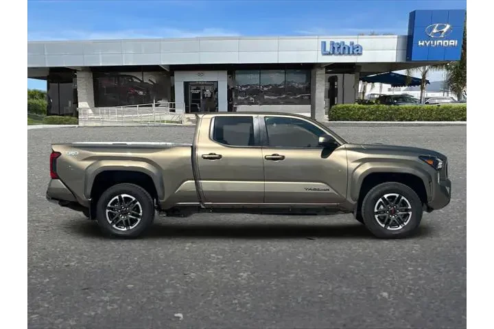 $39999 : Toyota Tacoma 2024 4x4 TRD S image 9