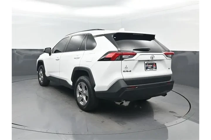 $24458 : Toyota RAV4 2023 XLE 4dr SUV image 3