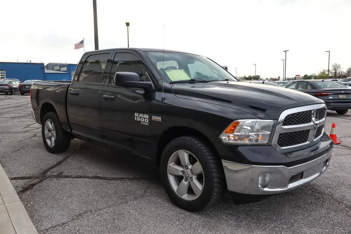 $25949 : 2021 1500 Classic Tradesman 4 image 3