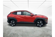 $21499 : Hyundai KONA 2024 AWD SEL 4d thumbnail