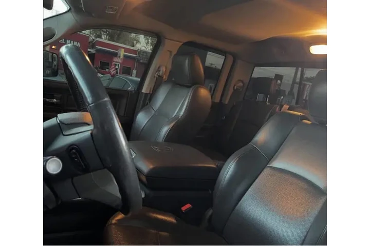 $7600 : 2010 Ram 1500 SLT image 7