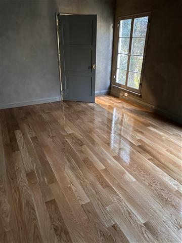 Hardwood floors image 3