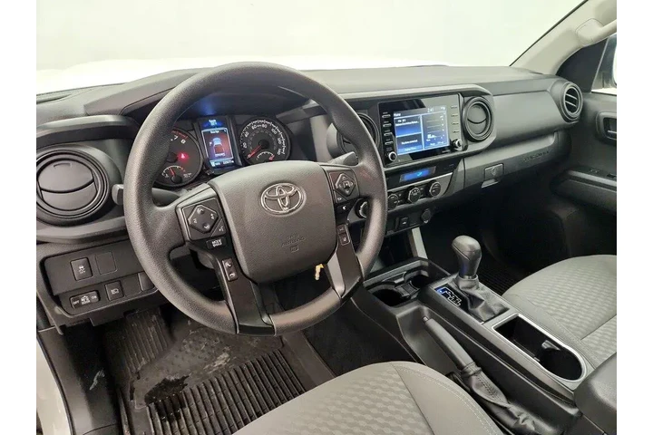 $32998 : Toyota Tacoma 2023 4x4 SR V6 image 9