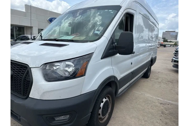 $37991 : Ford Transit 2023 250 3dr LW image 1