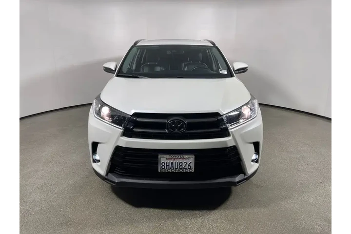 $26995 : Toyota Highlander 2019 XLE 4 image 8