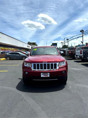 2012 Grand Cherokee 4WD 4dr O image 2