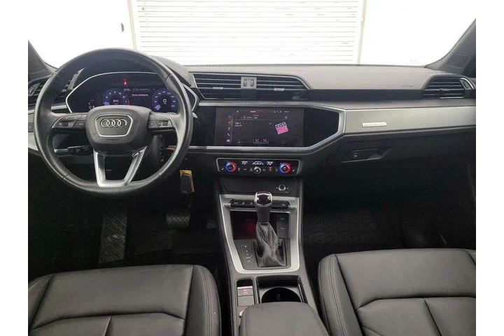 $26998 : Audi Q3 2022 AWD quattro S l image 9