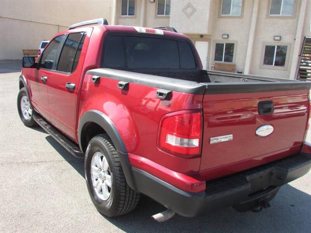 $11995 : 2007 Explorer Sport Trac XLT image 8