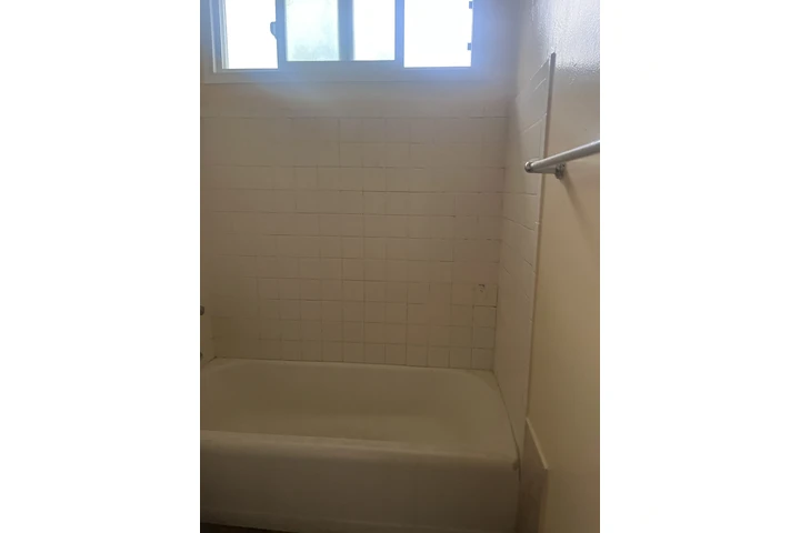 $2600 : Apartamento tipo casita image 6