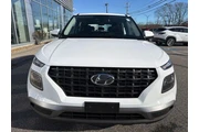 $19977 : Hyundai VENUE 2025 SE 4dr Cr thumbnail