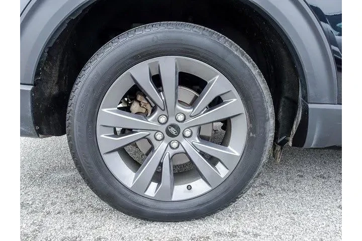 $32963 : Ford Explorer 2023 AWD XLT 4 image 8