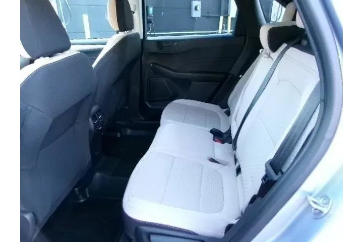 $22823 : Ford Escape 2022 AWD SE 4dr image 7