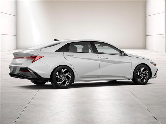 $27555 : New 2024 Hyundai ELANTRA SEL image 8