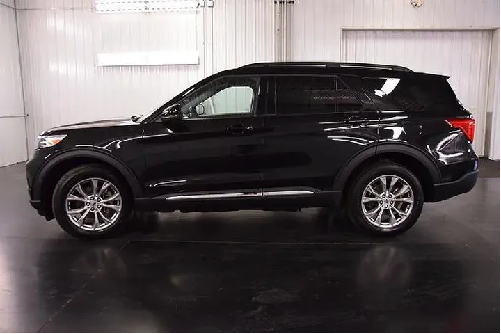 $35000 : Ford Explorer 2024 AWD XLT 4 image 4