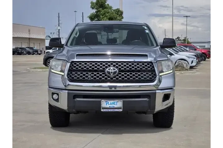 $27555 : Toyota Tundra 2021 4x4 TRD P image 2