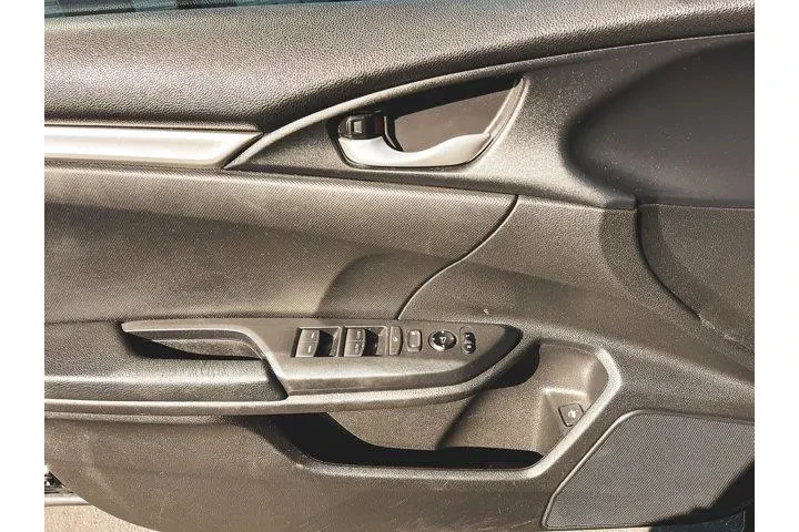 $16998 : Honda Civic 2019 Sport 4dr S image 9