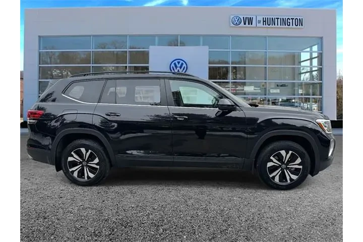 $35950 : Volkswagen Atlas 2025 AWD SE image 6